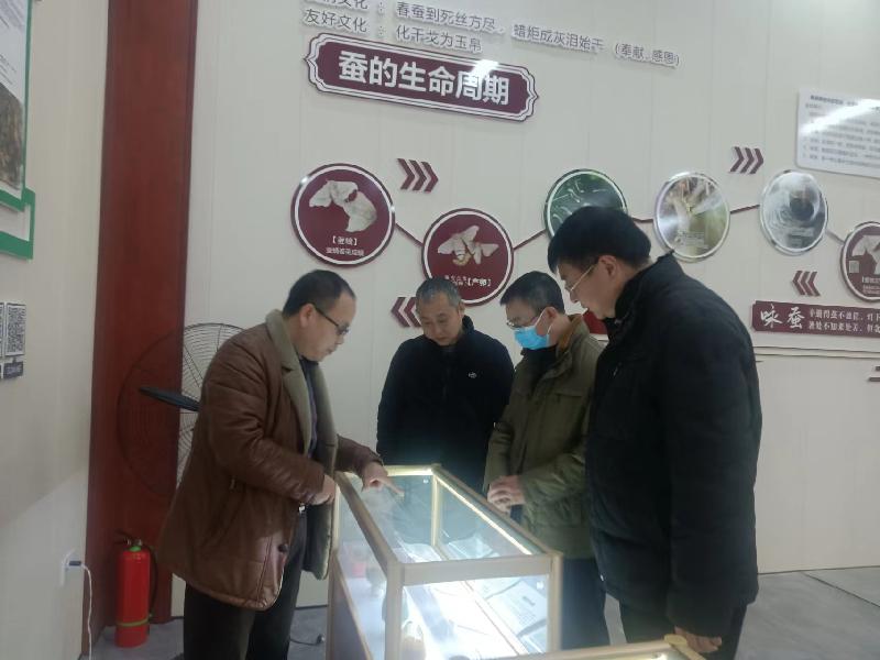 走访政协界别委员 助力企…